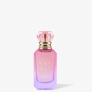 KAYALI 
FLEUR MAJESTY ROSE ROYALE | 31 Eau de Parfum Travel Spray 5ml